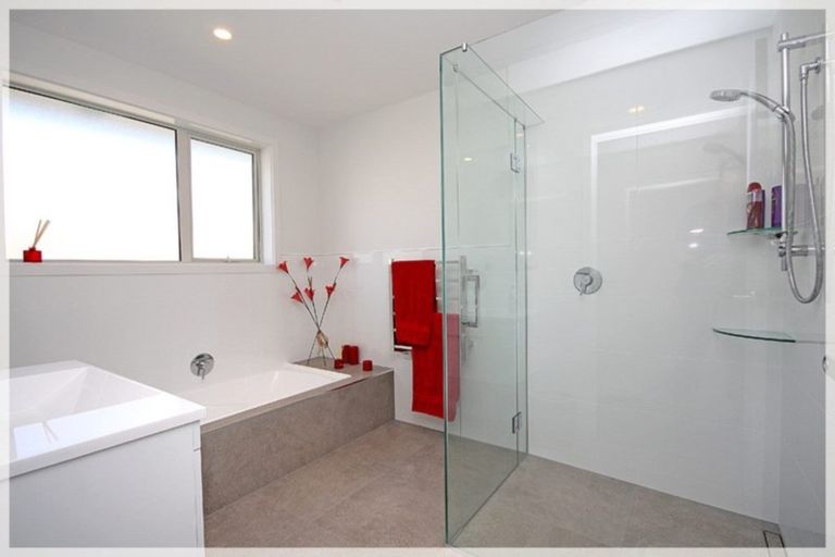 Photo of property in 9 Story Street, Foxton Beach, Foxton, 4815