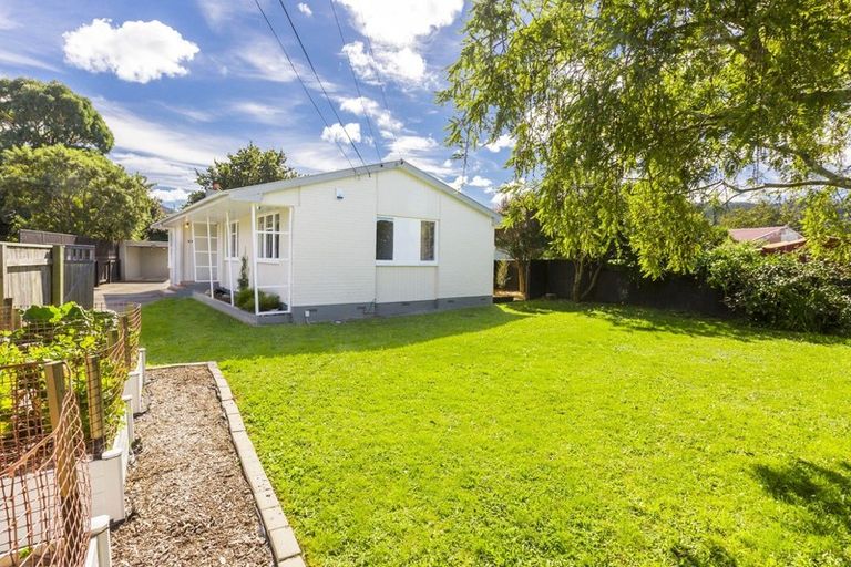 Photo of property in 16a Maher Street, Elderslea, Upper Hutt, 5018