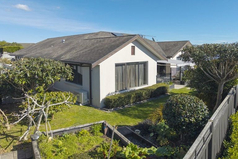 Photo of property in 28 Woodleigh Place, Ohauiti, Tauranga, 3112