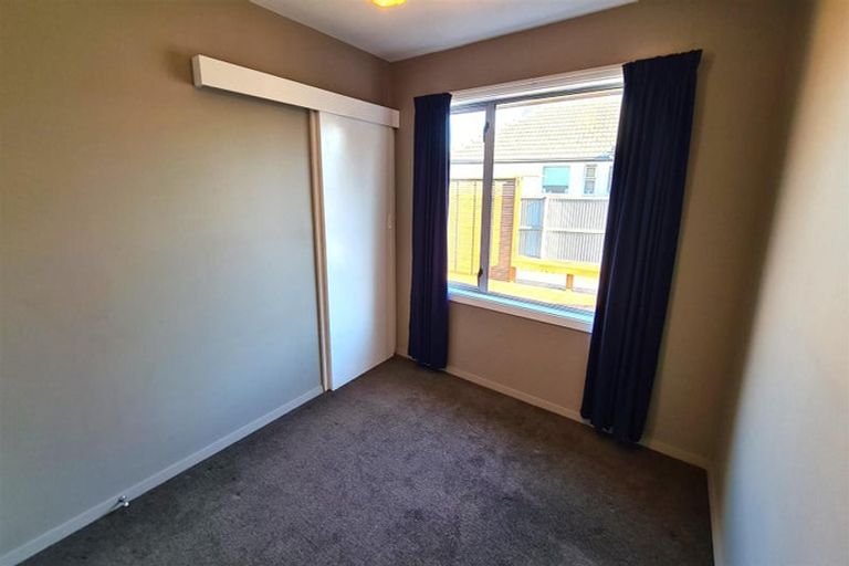 Photo of property in 14 Lomax Place, Islington, Christchurch, 8042