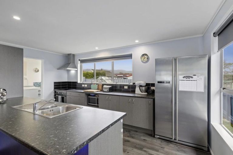 Photo of property in 29 Mcleod Street, Elderslea, Upper Hutt, 5018