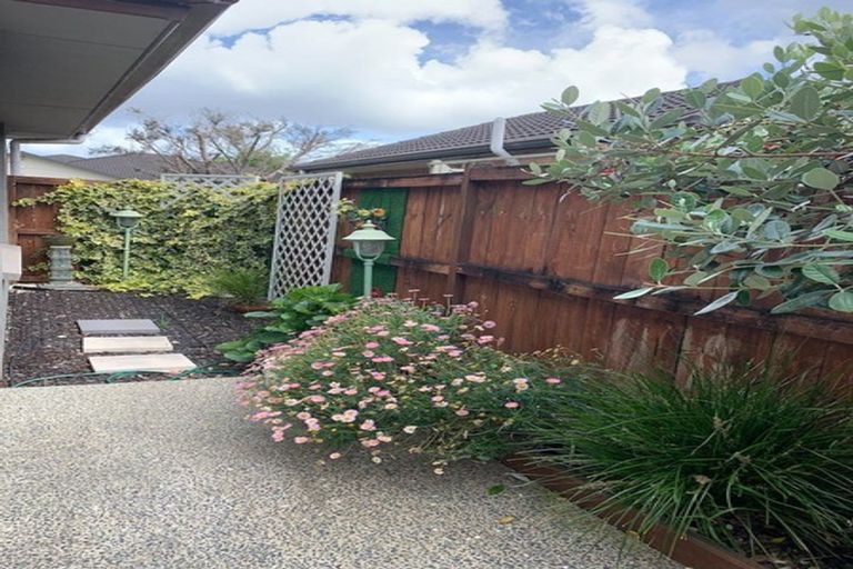 Photo of property in 26 Baltersan Drive, Flat Bush, Auckland, 2016