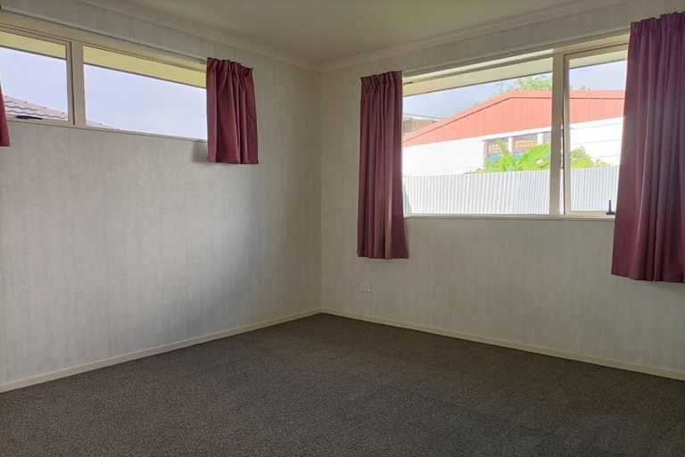 Photo of property in 7a Collie Road, Pukekohe, 2120