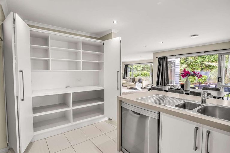 Photo of property in 14a Duna Place, Takaro, Palmerston North, 4412