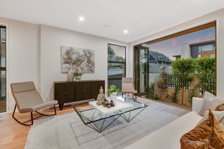 Photo of property in 16e Killarney Street, Takapuna, Auckland, 0622