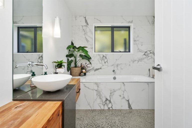 Photo of property in 4 Catherin Servant Close, Maunu, Whangarei, 0110