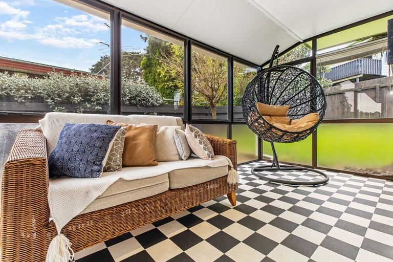 Photo of property in 2/352 Bucklands Beach Road, Bucklands Beach, Auckland, 2012