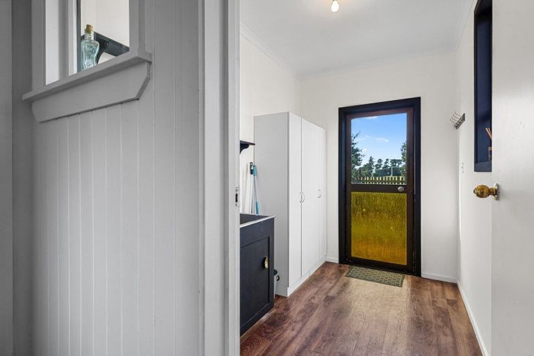 Photo of property in 1048 Woodstock Road, View Hill, Oxford, 7495