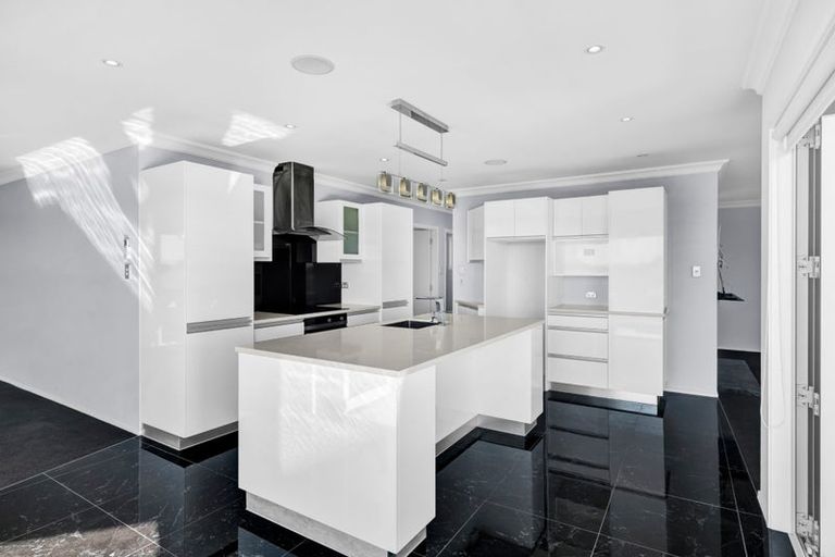 Photo of property in 7 Amy Way, Bell Block, New Plymouth, 4312