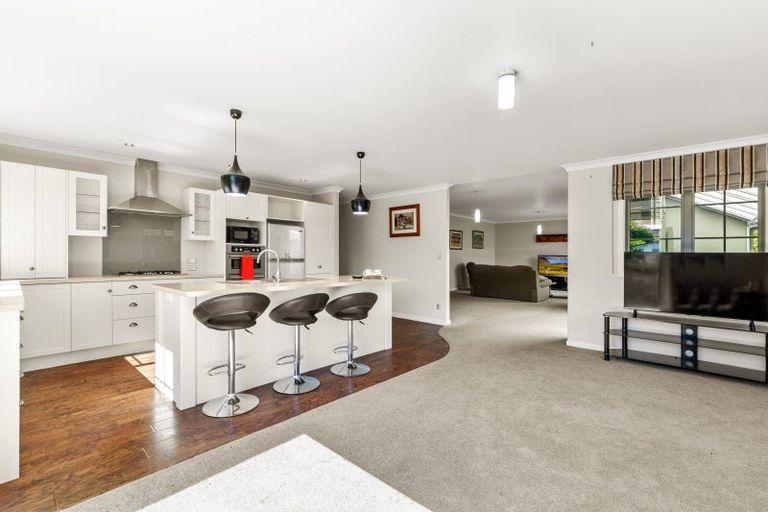 Photo of property in 1 Tarn Close, Pyes Pa, Tauranga, 3112