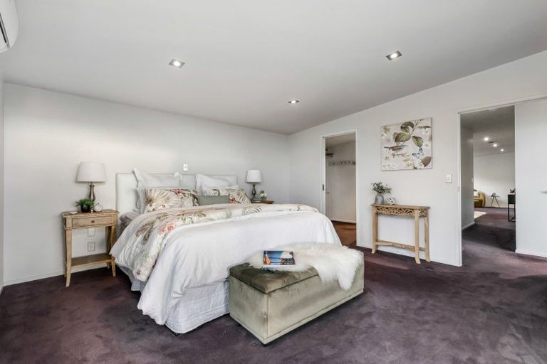 Photo of property in 47 Harry Dreadon Road, Opaheke, Papakura, 2584