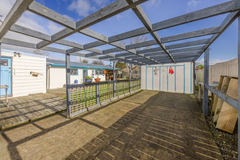 Photo of property in 19 Saint Clair Street, Takapau, 4203