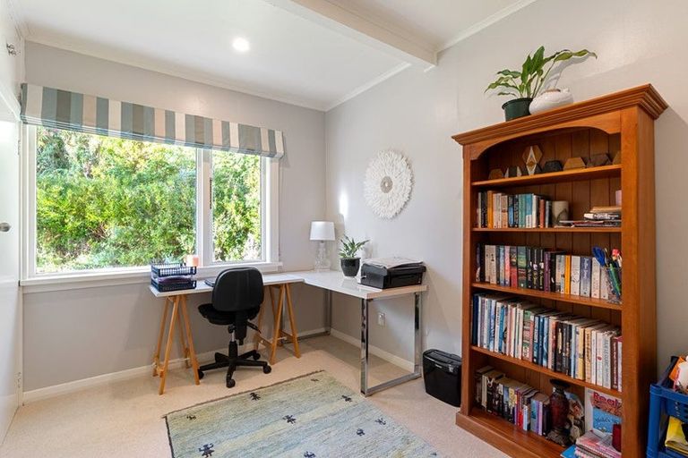 Photo of property in 8 Fitzroy Street, Wadestown, Wellington, 6012