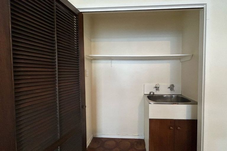 Photo of property in 3/1204 Heretaunga Street East, Parkvale, Hastings, 4122