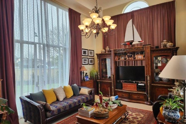 Photo of property in 15 Tullamore Place, Casebrook, Christchurch, 8051