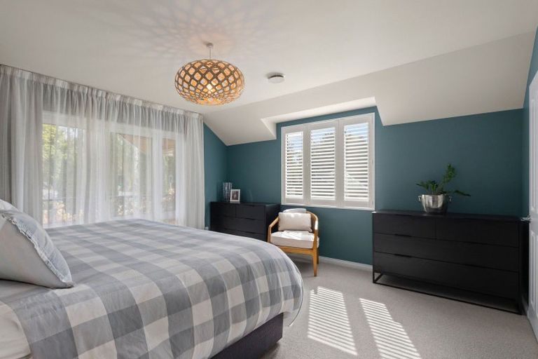 Photo of property in 138 Glandovey Road, Strowan, Christchurch, 8052