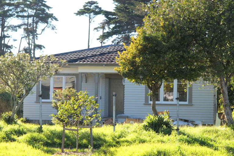 Photo of property in 58 Rosella Road, Mangere East, Auckland, 2024