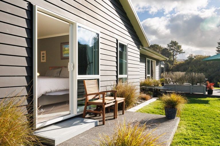 Photo of property in 147 Albert Road, Tokomaru, Palmerston North, 4474