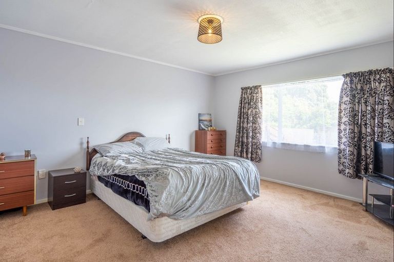 Photo of property in 66b Aorangi Road, Paraparaumu, 5032