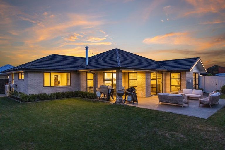 Photo of property in 24 Rose Manor Drive, Springlands, Blenheim, 7201