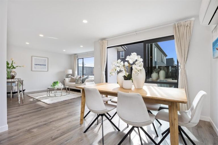 Photo of property in 4 Henry Lloyd Place, Silverdale, 0932