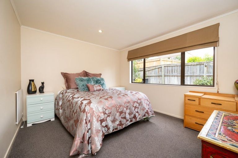 Photo of property in 17b Lucknow Road, Havelock North, 4130