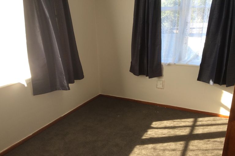 Photo of property in 64 Andrew Avenue, Roslyn, Palmerston North, 4414