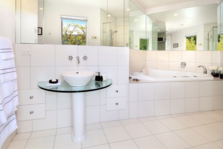 Photo of property in 21 Hood Crescent, Arrowtown, 9302