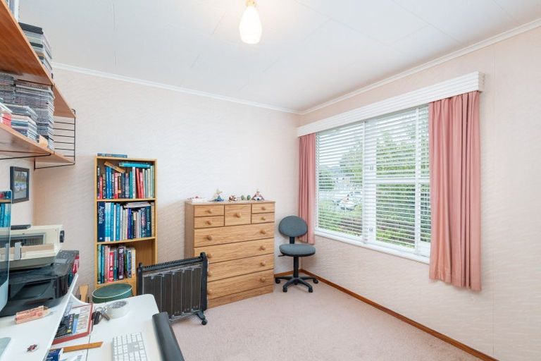Photo of property in 4 Rosebank Avenue, Avalon, Lower Hutt, 5011