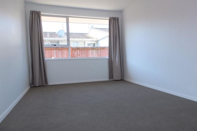 Photo of property in 2/93 Springfield Road, St Albans, Christchurch, 8014