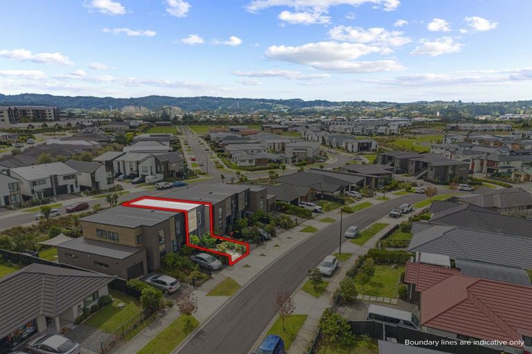 Photo of property in 3/46 Jane Maree Road, Kumeu, 0810