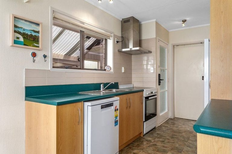 Photo of property in 5 Alpha Avenue, Coastlands, Whakatane, 3120