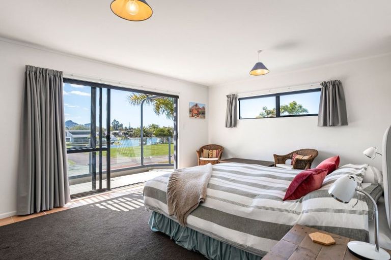 Photo of property in 332 Waterways Parade, Pauanui, Hikuai, 3579