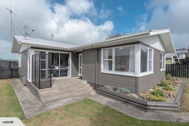 Photo of property in 463 Kahikatea Drive, Dinsdale, Hamilton, 3204