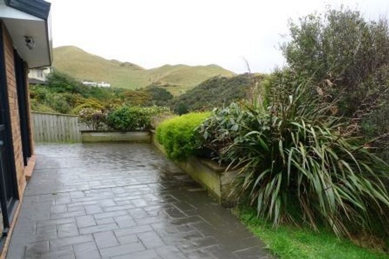 Photo of property in 27 Bathgate Street, Johnsonville, Wellington, 6037