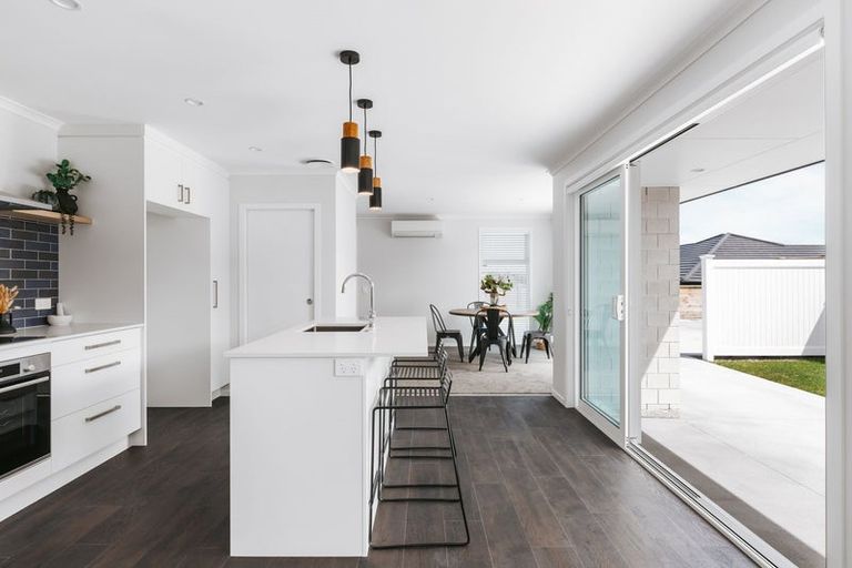 Photo of property in 25b Augusta Rise, Omokoroa, 3114