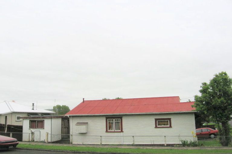 Photo of property in 1 Wood Street, Paeroa, 3600