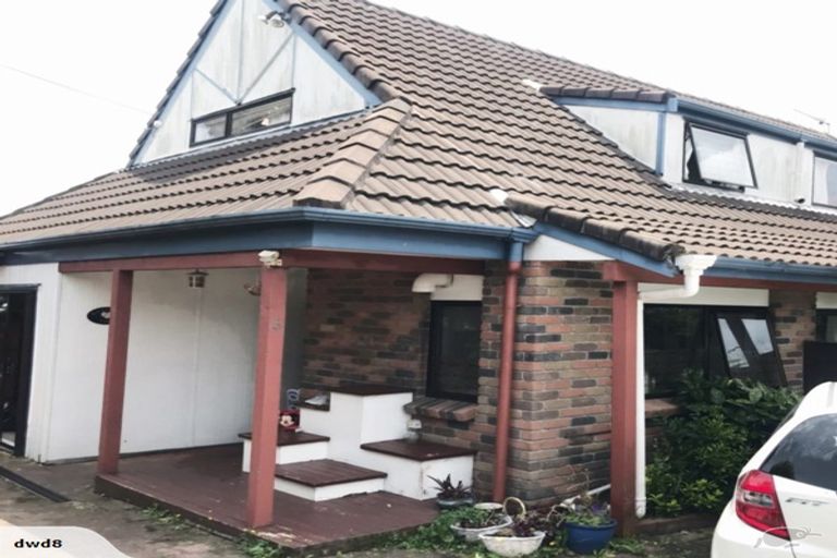 Photo of property in 5/11 Hall Road, Glenfield, Auckland, 0629