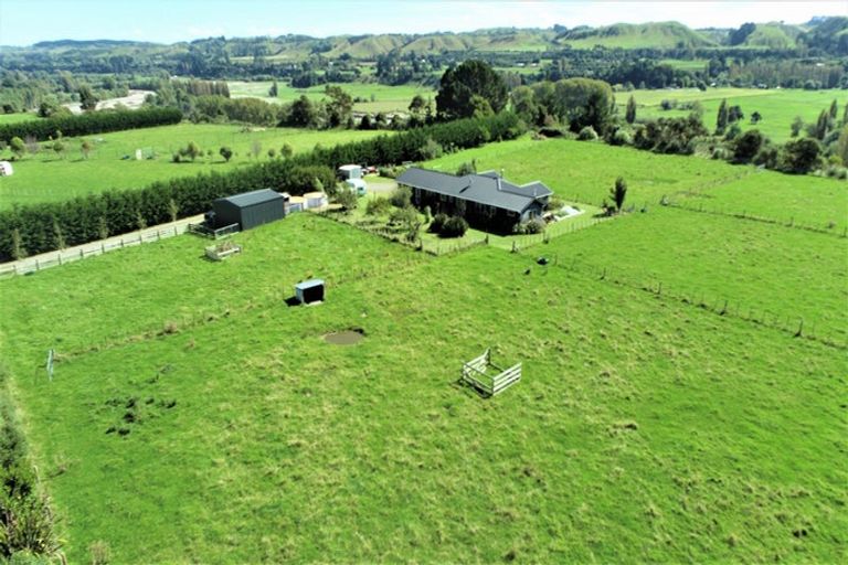 Photo of property in 397d Pohangina Valley East Road, Pohangina, Ashhurst, 4884