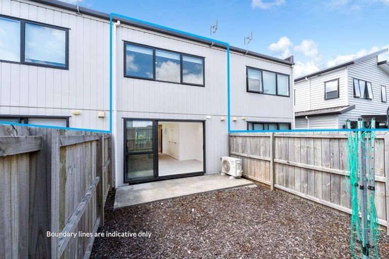 Photo of property in 46 Turret Lane, Hobsonville, Auckland, 0616