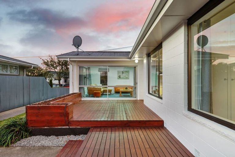 Photo of property in 15 Fairford Street, Bishopdale, Christchurch, 8053