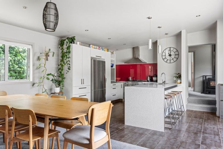 Photo of property in 18 Moana Road, Okitu, Gisborne, 4010