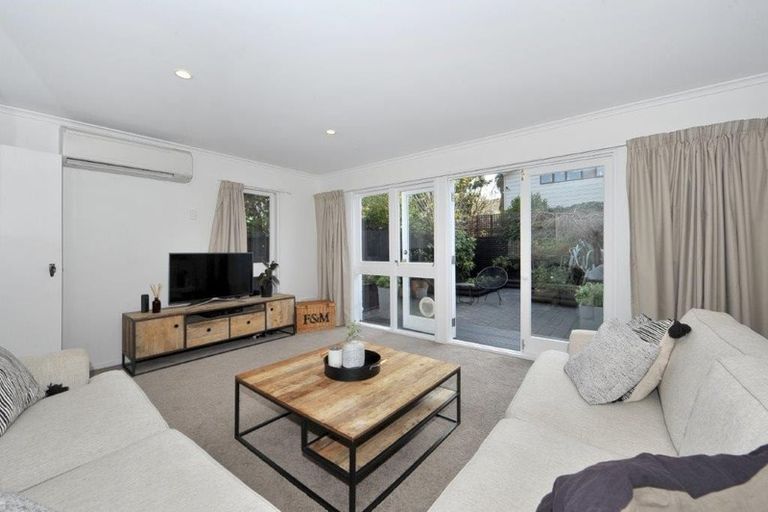 Photo of property in 2/71 Office Road, Merivale, Christchurch, 8014
