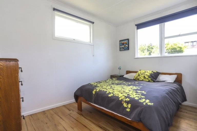 Photo of property in 21 Omokoroa Road, Omokoroa, 3114