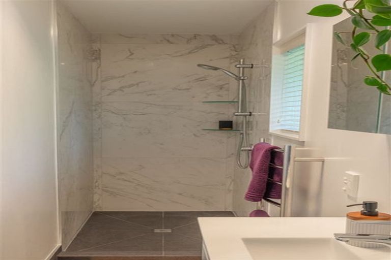 Photo of property in 108 Moana View Road, Waikawa, Picton, 7220