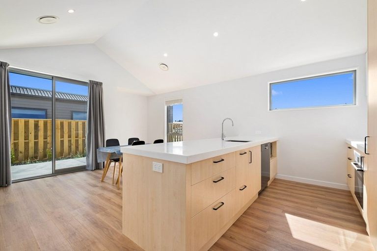 Photo of property in 26 Obelisk Street, Wanaka, 9305