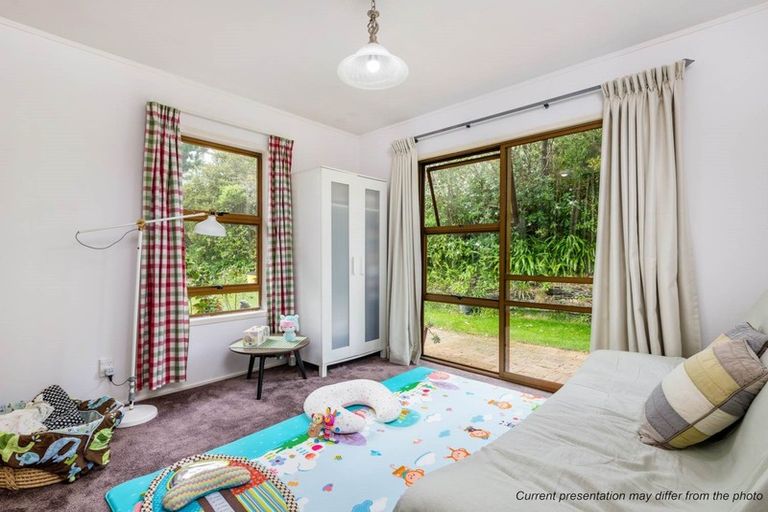 Photo of property in 1028 East Coast Road, Fairview Heights, Auckland, 0630