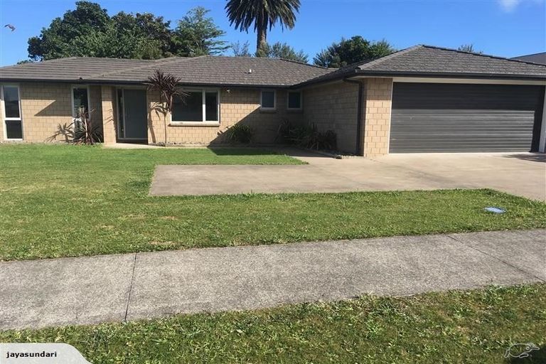 Photo of property in 1 Keene Drive, Bell Block, New Plymouth, 4312