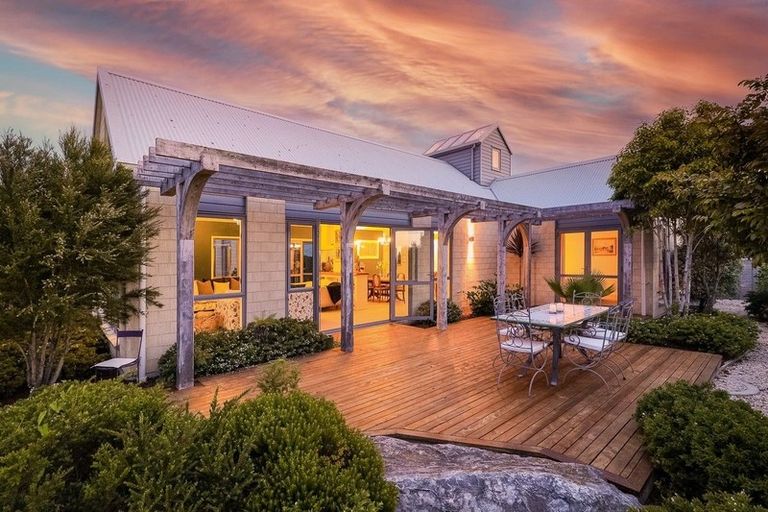 Photo of property in 18a Woodford Lane, Stoke, Nelson, 7011