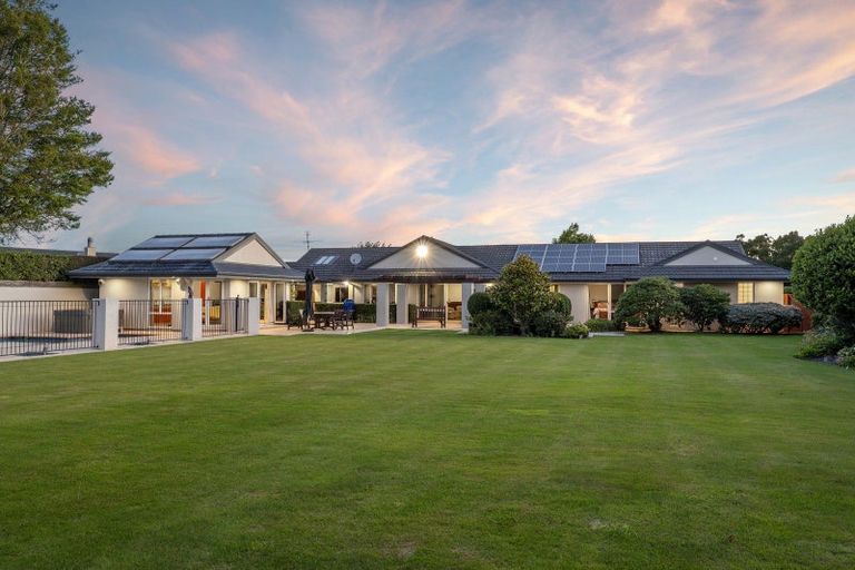 Photo of property in 42 Merrin Street, Avonhead, Christchurch, 8042